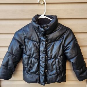 a&f kids faux leather fur lined mini puffer black coat. Size 5/6